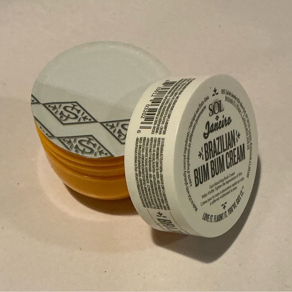 Sol De Janeiro Brazilian Bum Bum Cream 25ml - Picture 2 of 3